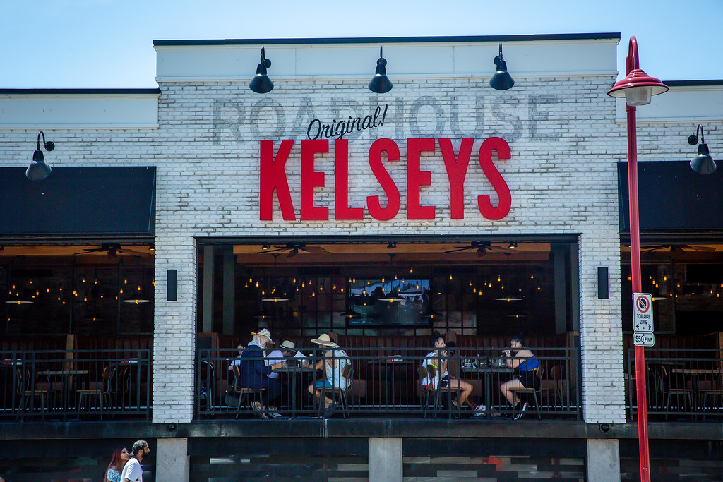 Kelseys Original Roadhouse Open In Niagara Falls